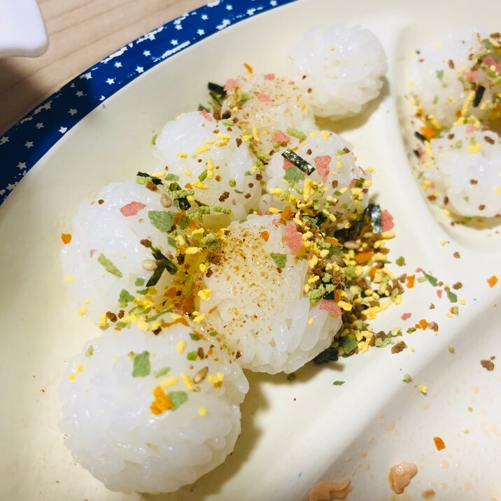高野豆腐入りころころミニサイズのおにぎり